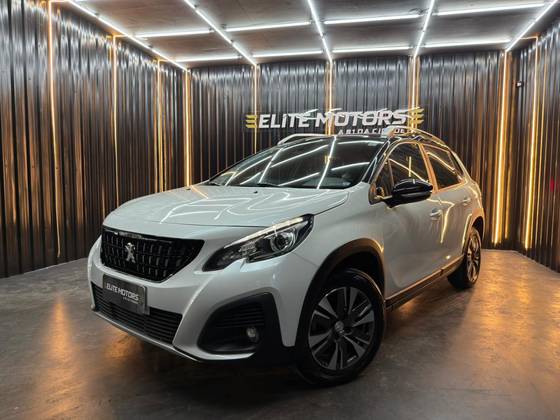 PEUGEOT 2008 1.6 16V THP FLEX GRIFFE 4P AUTOMÁTICO PEUGEOT 2008 1.6 16V THP FLEX GRIFFE 4P AUTOMÁTICO